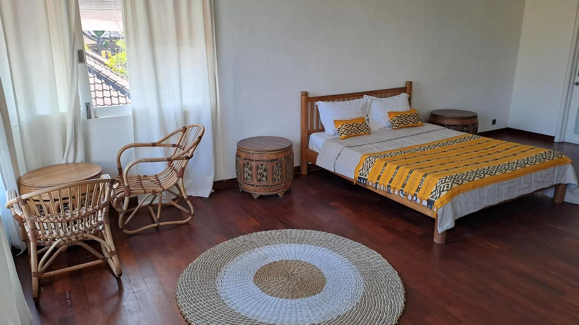 Bear Cottage 4 Bedroom Luxury Villa - Petitenget, Seminyak Indonesia